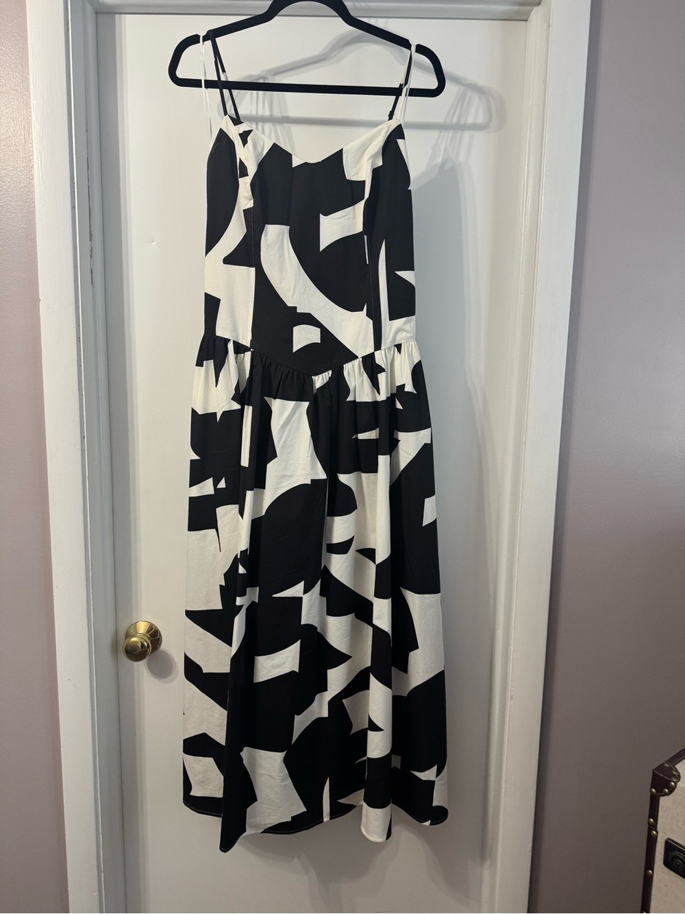 Express Black & White Abstract Print Spaghetti Strap Midi Dress